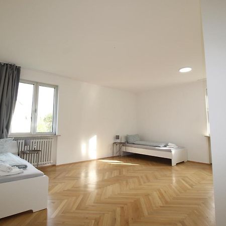 Apartmenthaus Kitzingen - Grosszuegige Wohnungen Fuer Je 6 Personen Mit Balkon Zewnętrze zdjęcie