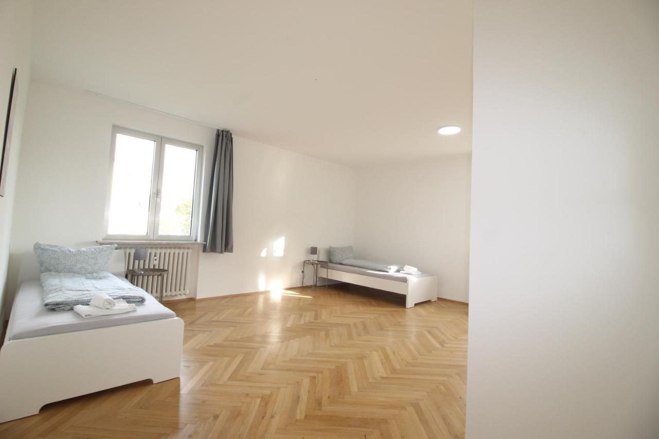 Apartmenthaus Kitzingen - Grosszuegige Wohnungen Fuer Je 6 Personen Mit Balkon Zewnętrze zdjęcie