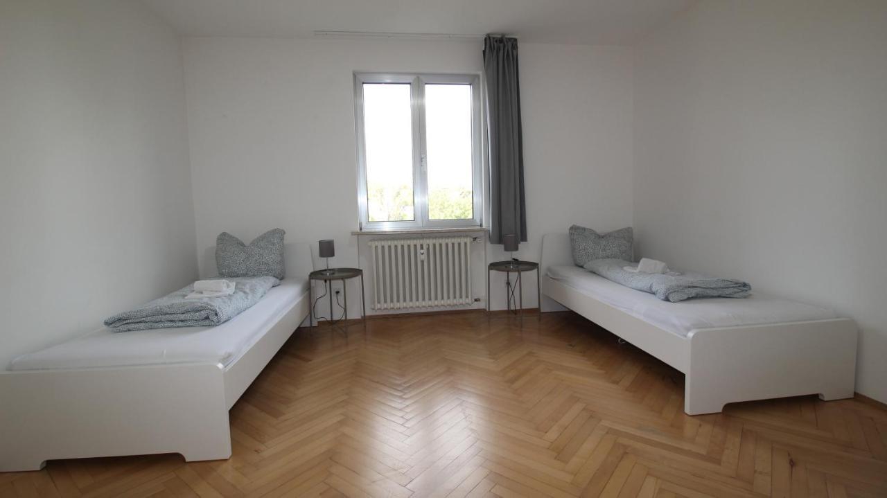 Apartmenthaus Kitzingen - Grosszuegige Wohnungen Fuer Je 6 Personen Mit Balkon Zewnętrze zdjęcie