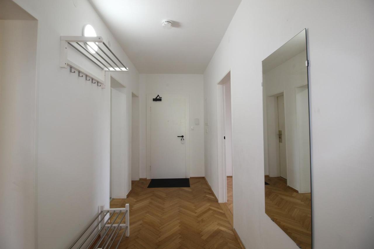 Apartmenthaus Kitzingen - Grosszuegige Wohnungen Fuer Je 6 Personen Mit Balkon Zewnętrze zdjęcie