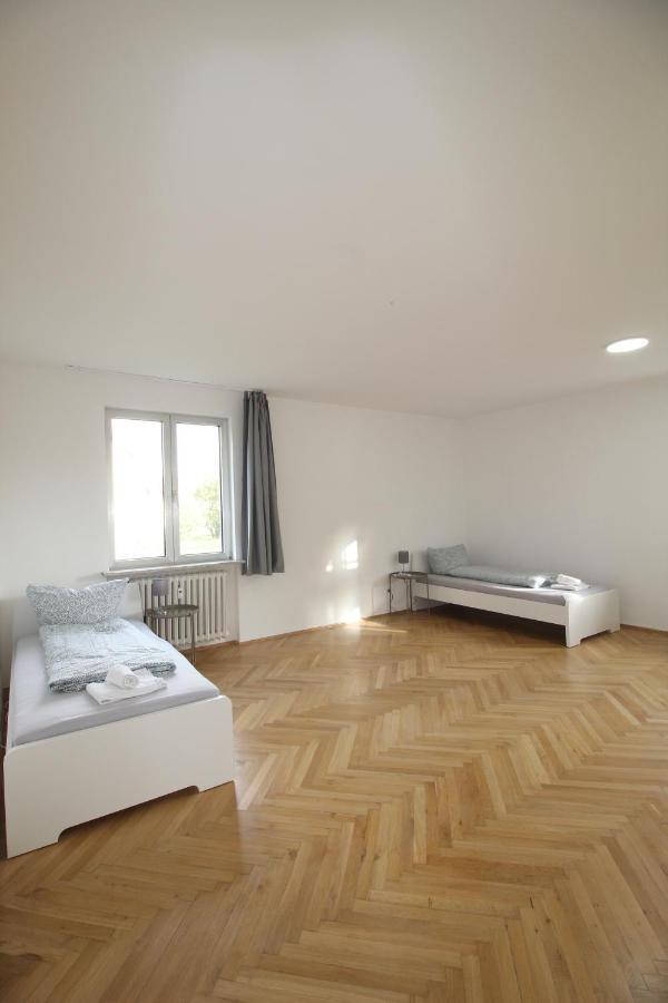Apartmenthaus Kitzingen - Grosszuegige Wohnungen Fuer Je 6 Personen Mit Balkon Zewnętrze zdjęcie