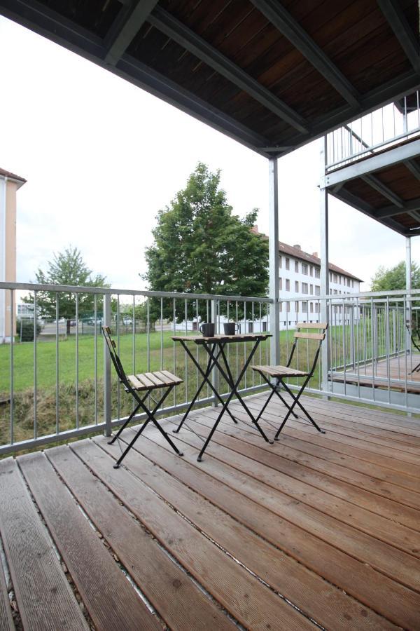 Apartmenthaus Kitzingen - Grosszuegige Wohnungen Fuer Je 6 Personen Mit Balkon Zewnętrze zdjęcie